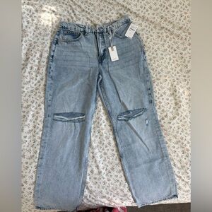 Good American Light Blue Boyfriend Jeans